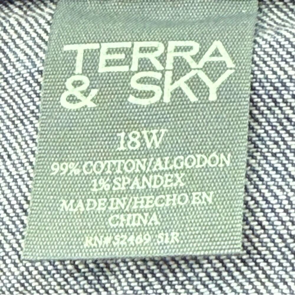NWT Terra & Sky Plus High Rise Relaxed Fit Barrel Jeans Size 18W - Picture 12 of 14